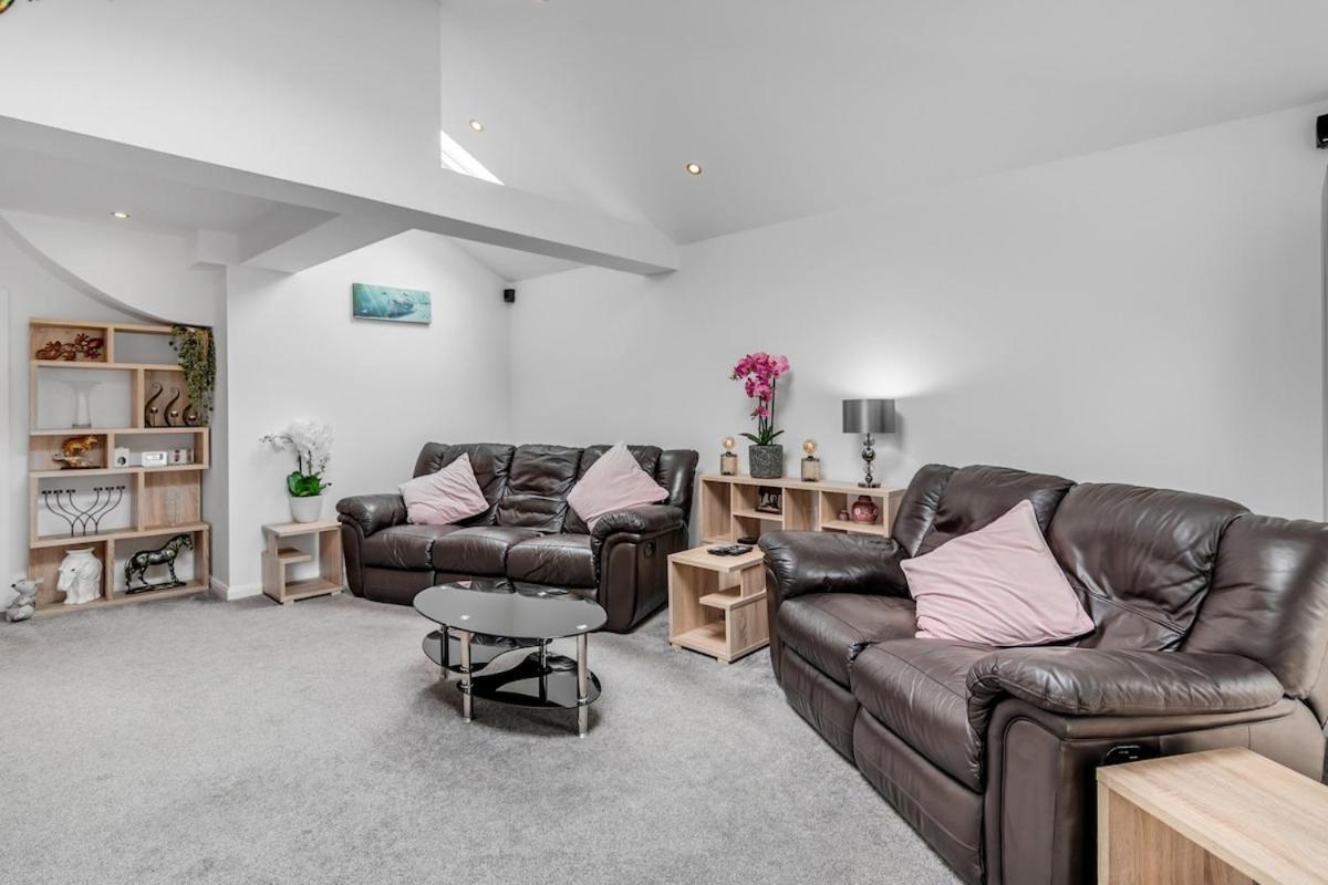 4Br Long Stays Free Parking High Speed Wi-Fi Horsford Exteriör bild