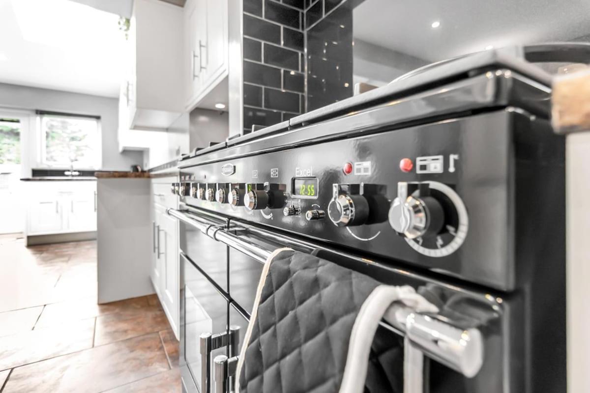 4Br Long Stays Free Parking High Speed Wi-Fi Horsford Exteriör bild
